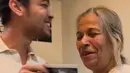 Tak ketinggalan rekan sesama artis hingga para penggemar aktor tampan berusia 32 tahun itu membanjiri kolom komentar. Mulai dari mendoakan kesehatan hingga tak sabar menanti kehamilan. (Liputan6.com/IG/@wafda90)