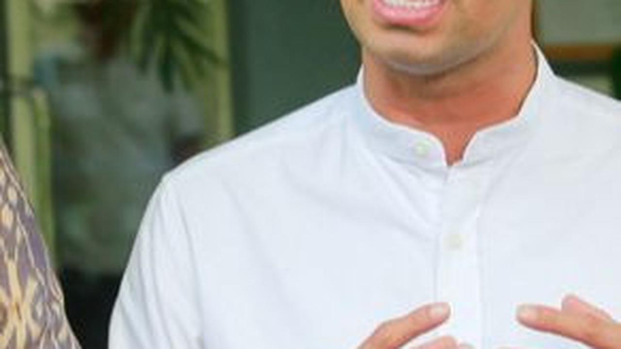 Raffi Ahmad Berdo'a
