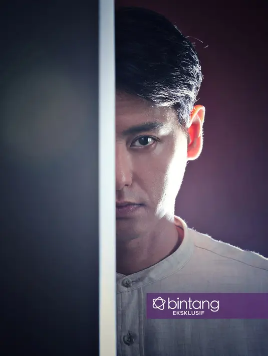 Foto dan wawancara eksklusif Bintang.com dengan Roger Danuarta beberapa waktu lalu. Foto: Deki Prayoga, DI: Muhammad Iqbal Nurfajri.