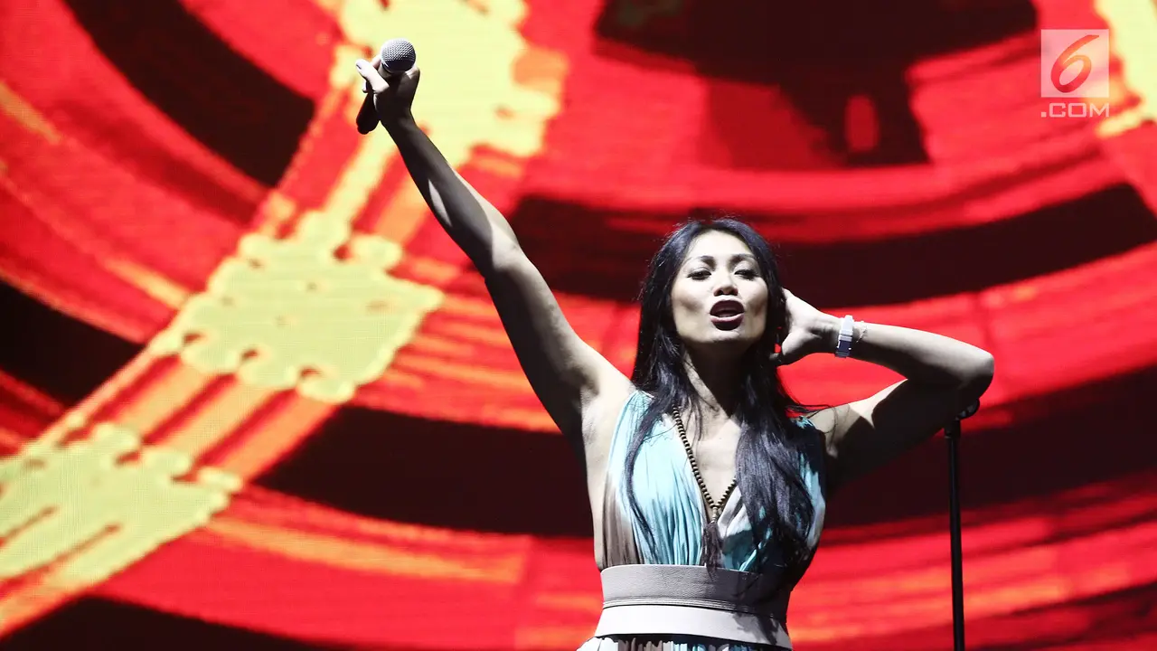 Anggun 