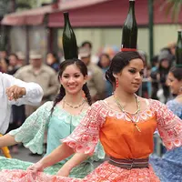 Siap-siap kamu akan heran sekaligus takjub saksikan tari tradisonal asal Paraguay ini.