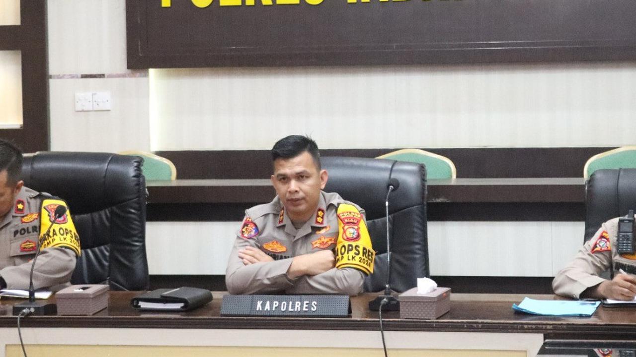 Kapolres Inhu AKBP Fahrian Saleh Siregar Beri Arahan Personelnya