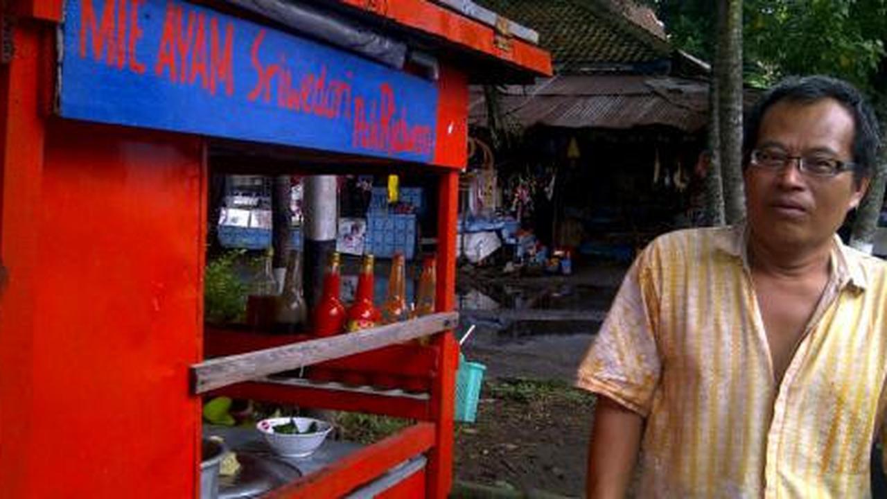 Cerita penjual mi ayam jujur kembalikan BlackBerry pelanggan