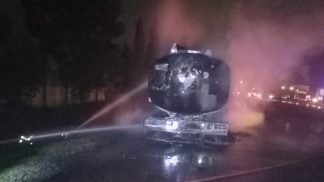 Truk Tangki Terbakar