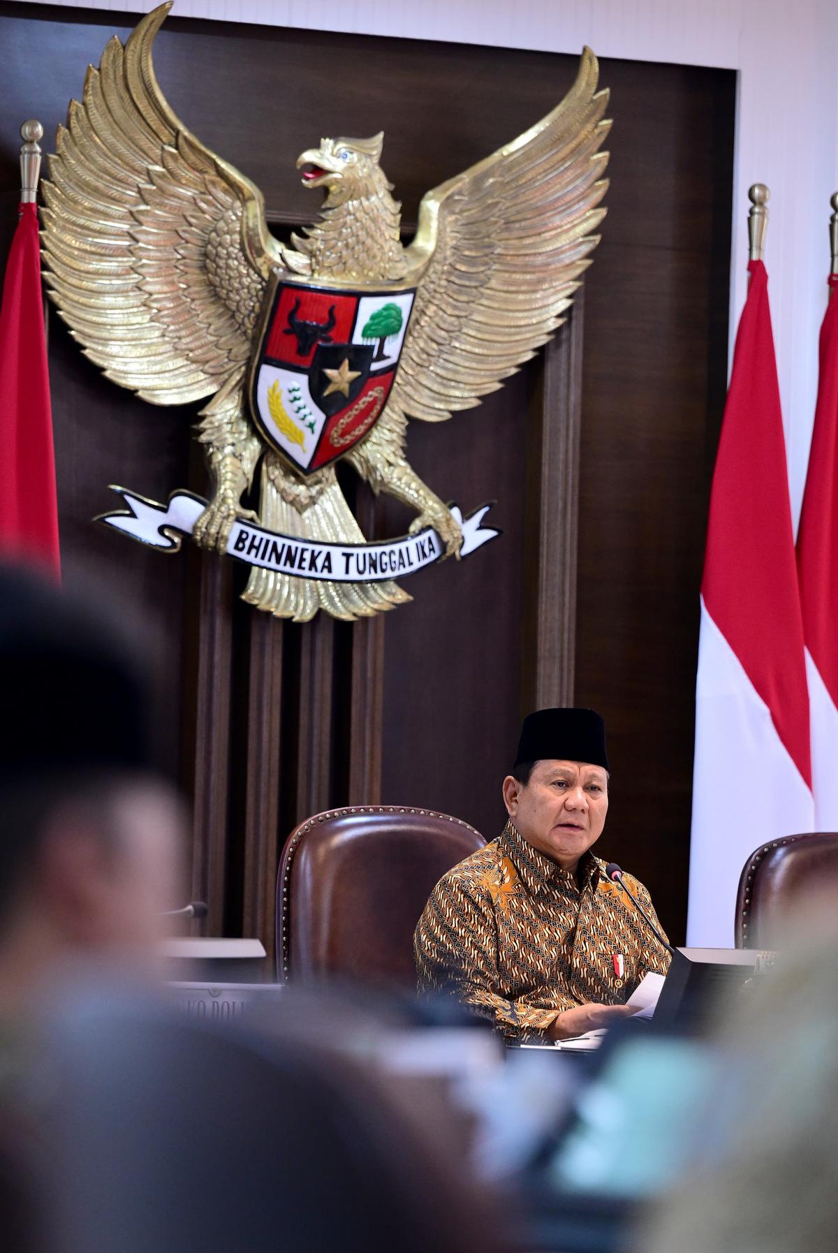 Prabowo-Gibran pimpin sidang kabinet perdana