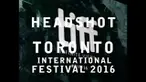 Iko Uwais memperagakan gerakan pencak silat di depan para penonton Headshot yang memenuhi Scotiabank Theatre, Toronto, Kanada.