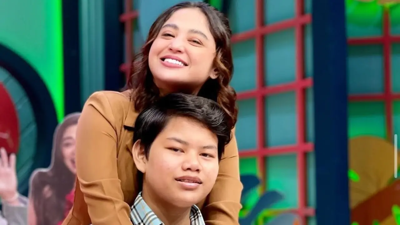 Dewi Perssik