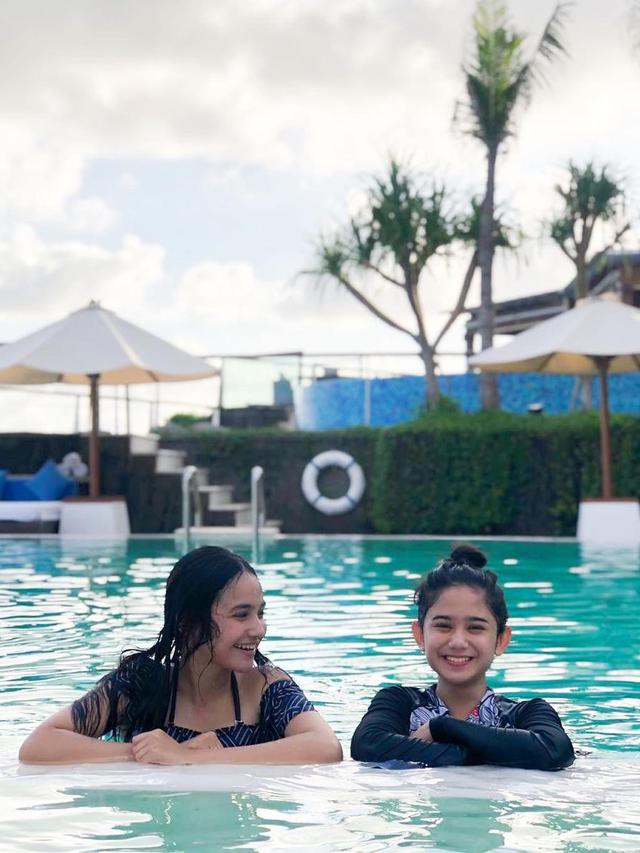 Pernah Main Film Bareng, Ini 6 Potret Kebersamaan Syifa Hadju dan Tissa Biani