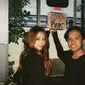 6 Editan Foto Pria Hangout Bareng Jisoo Blackpink Ini Halu Banget (sumber: Instagram/srdesignart/victorahmadd)