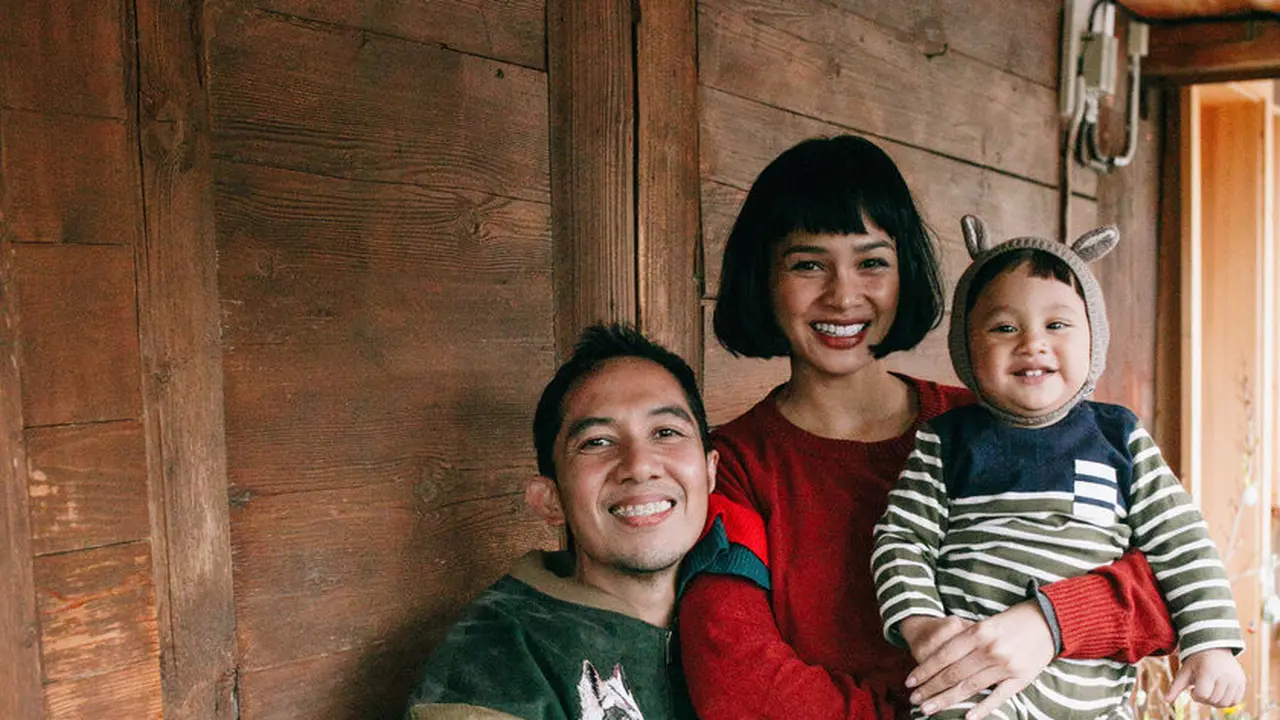 Potret Liburan Keluarga Andien ke Swiss