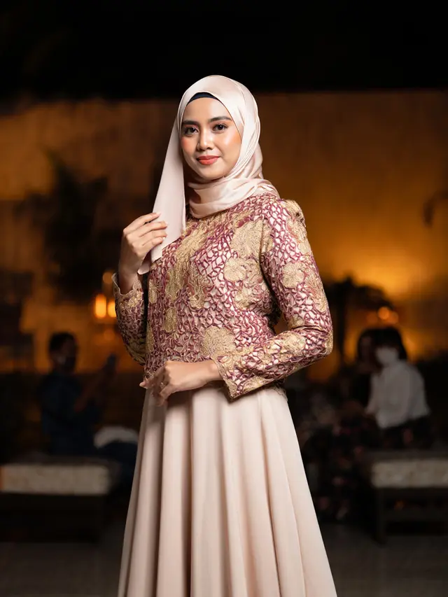 Gamis Brokat Kombinasi Sifon Modern 2025