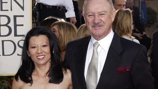 Gene Hackman dan istrinya, Betsy Arakawa, paa 2003. (AP Photo/Mark J. Terrill, File)