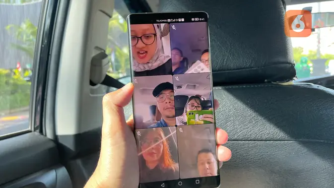 <p>Pengujian kecepatan internet 5G Telkomsel di berbagai titik di Bali, dari Kuta hingga Canggu menggunakan aplikasi Speedtest by Ookla memperlihatkan kecepatan tinggi dan membuat streaming hingga video call lancar tanpa buffering (Liputan6.com/ Agustin Setyo Wardani).</p>