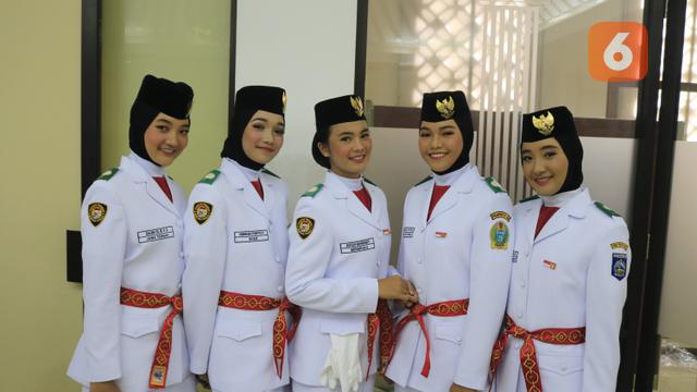 Mengenal Lebih Dekat 2 Paskibraka Pembawa Baki Di Hut Ke 74 Ri News Liputan6 Com