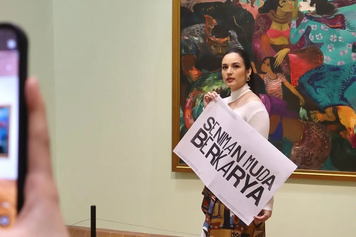 Chelsea Islan, Pendiri Seniman Muda Berkarya, Tunjukkan Cinta Seni dan Fashion (Instagram/@senimanmudaberkaryaid)