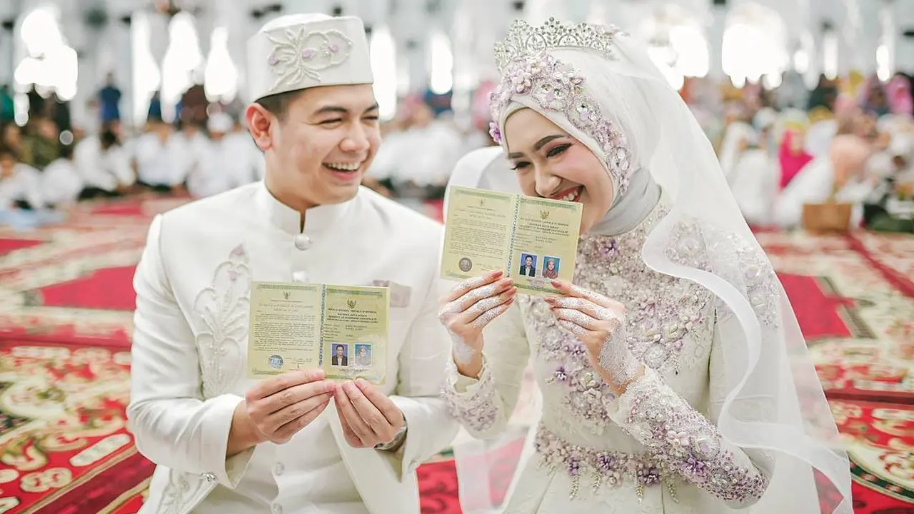 [Bintang] Tommy Kurniawan dan Lisya Nurrahmi