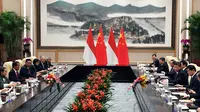 Rombongan Presiden Joko Widodo diterima oleh Presiden Tiongkok Xi Jin-ping di Hangzhou, Tiongkok, Jumat (2/9). Kunjungan Jokowi untuk menghadiri KTT G20. (REUTERS / Minoru Iwasaki)