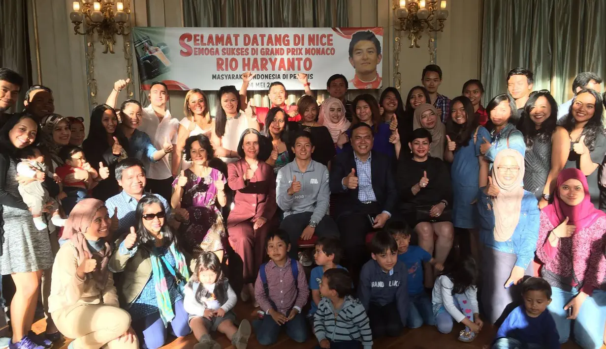 Rio Haryanto hadir dalam acara meet and greet bersama Dubes RI untuk Prancis, Monako, dan Andorra di Nice, Prancis, Selasa (24/5/2016). (Rio Haryanto Media)