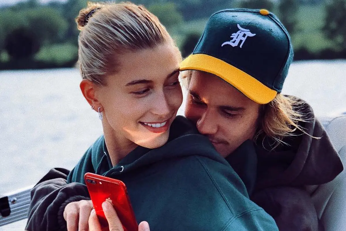 [Bintang] Hailey Baldwin - Justin Bieber