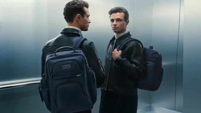 Lando Norris dan Wei Daxun Tampil Karismatik dalam Kampanye Terbaru TUMI Alpha Generasi Baru