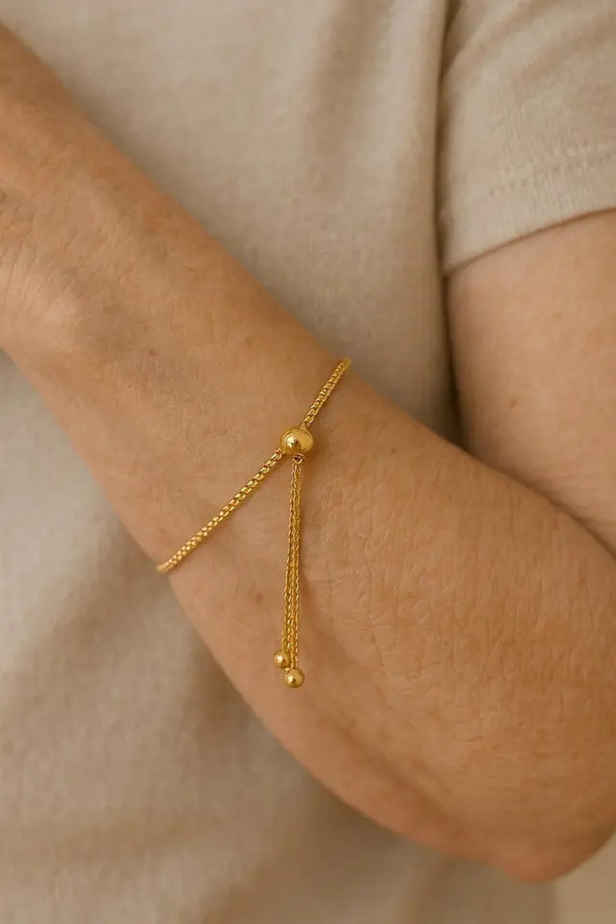 15 Model Gelang Emas untuk Usia 50 Tahun ke Atas, Pilihan Anggun dan Elegan di Segala Acara