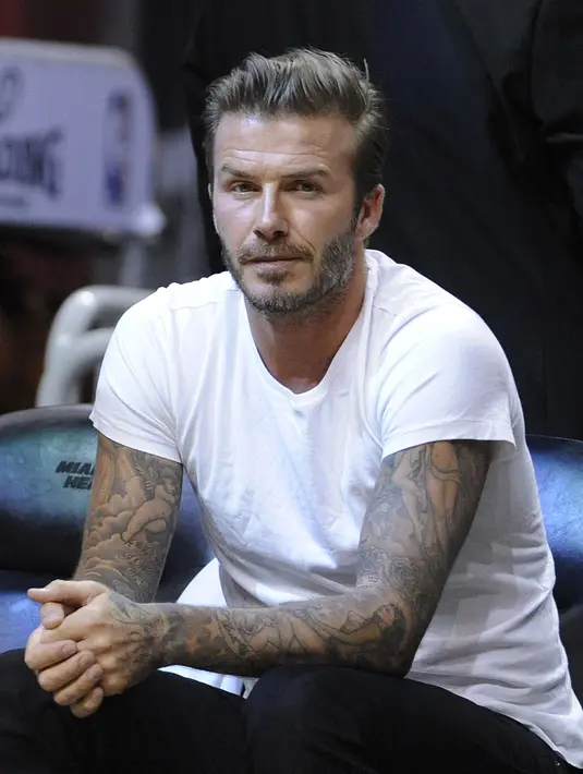 Pria brewok memang menjadi favorit saat ini, tidak hanya penyanyi Adam Levine yang mempesona dengan brewok, bintang sepak bola asal Inggris David Beckham pun semakin tampan dengan brewoknya. (Bintang/EPA)