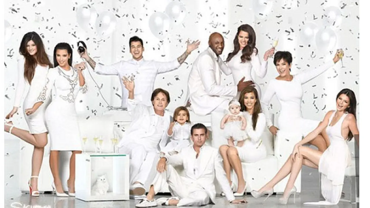 Munculnya Anggota Baru, Keluarga Kardashian Diambang Kehancuran?