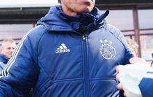 Namanya Berkumandang di Johan Cruyff Arena, Ini Sosok Simon Tahamata Legenda Ajax Berdarah Ambon