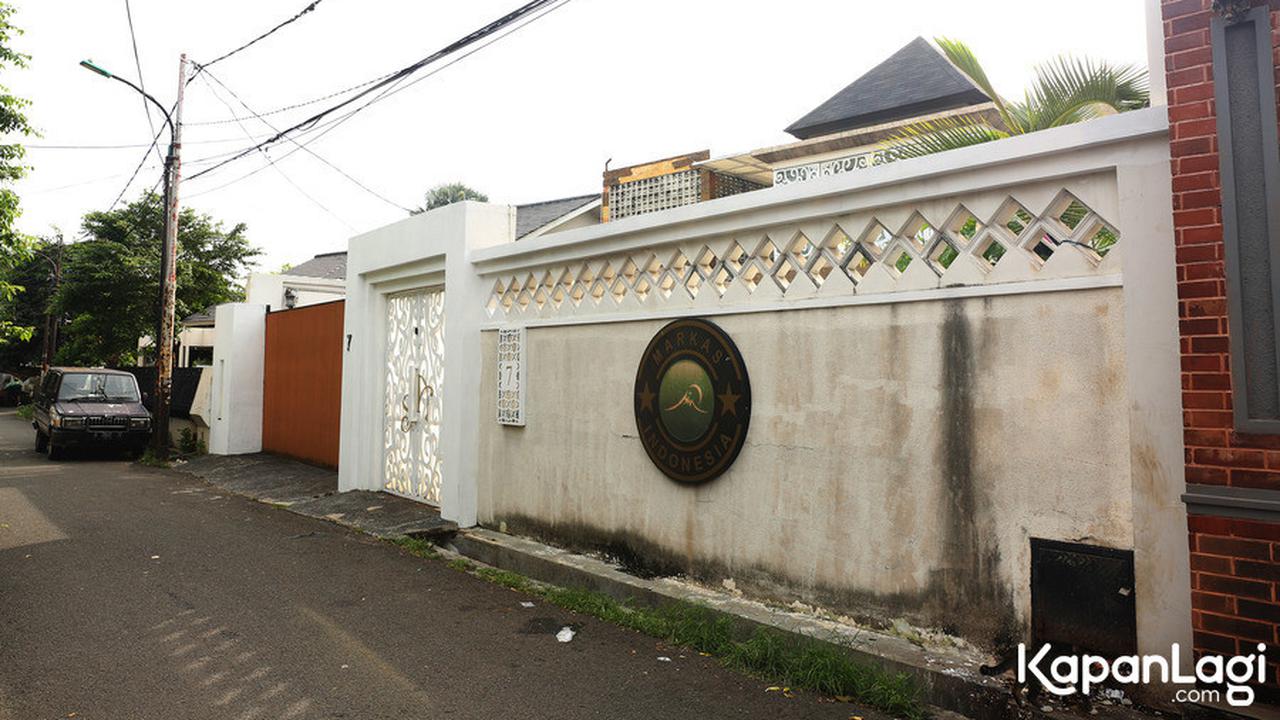 Kini Punya Rumah Rp80 Miliar, Potret Rumah Lama Ustaz Solmed yang Juga Mewah dan Sudah Tak Dihuni Lagi