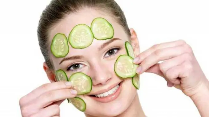 5 Alasan Mengapa Mentimun Sangat Baik Untuk Kulit