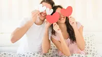 5 Tanda Pria Menyimpan Rasa Cinta Padamu, Bisa Dilihat dari Sikapnya