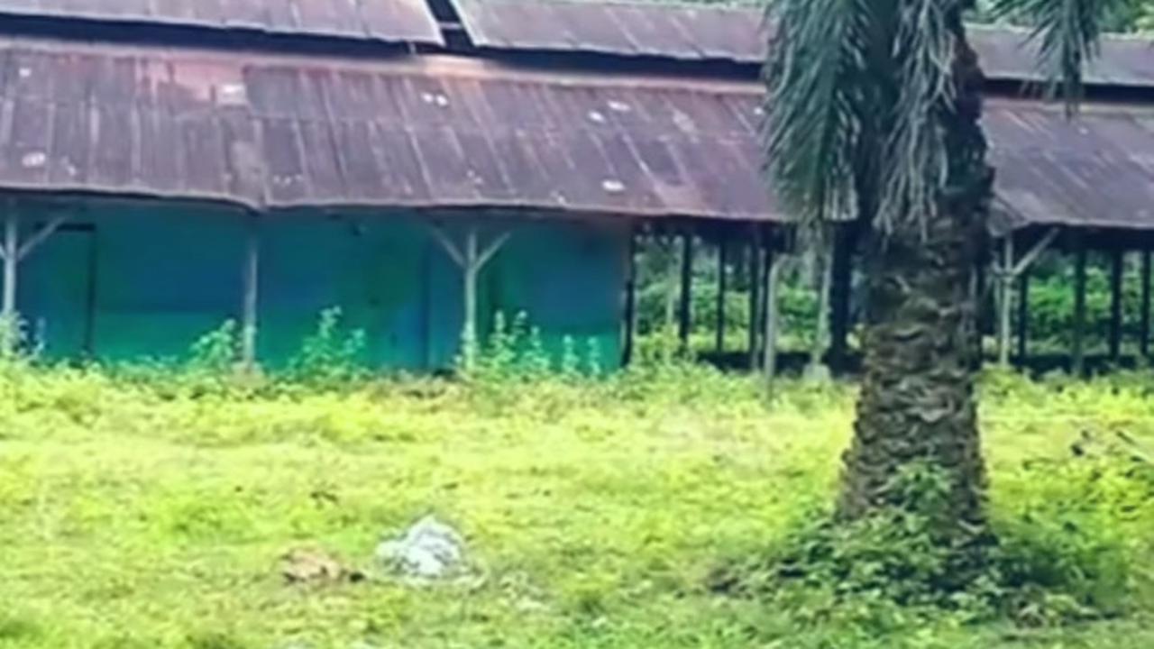 <b>Ada Dua Dusun</b>