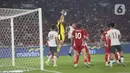 Hingga akhir babak pertama, Indonesia unggul 1-0 atas China. (Liputan6.com/Angga Yuniar)
