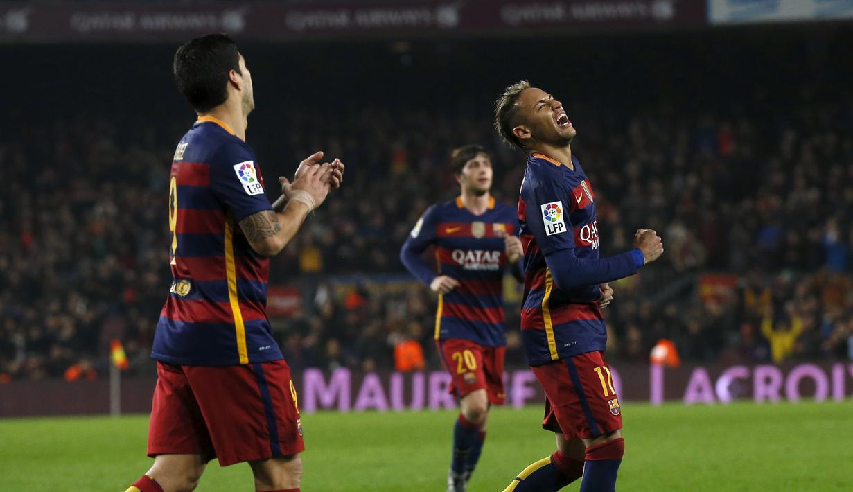 Ekspresi Neymar setelah mencetak gol ke gawang Athletic Bilbao dalam pertandingan leg kedua perempat final Copa del Rey di Stadion Camp Nou, Barcelona, Kamis (28/1/2016) dini hari WIB. (Reuters/Albert Gea)
