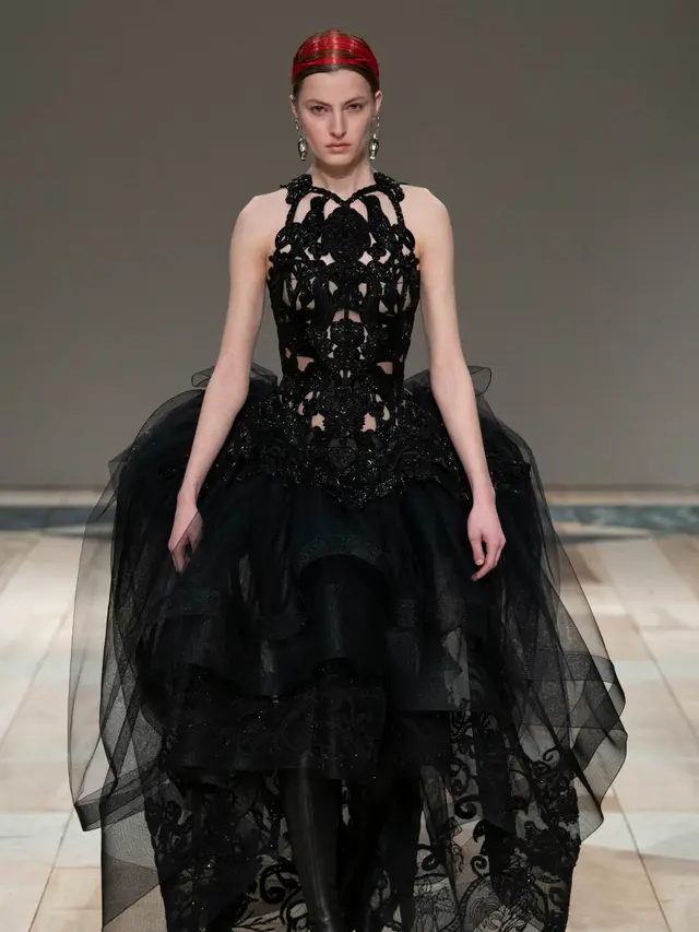 Alexander McQueen Fall 2020