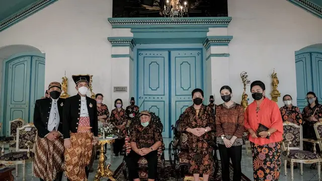 Wamenparekraf Angela Tanoesoedibjo Pingsan di Sela Pembukaan Atraksi Budaya Prajurit Solo