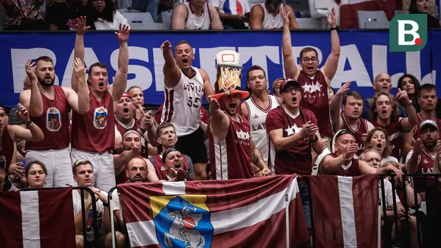 Foto: Sang Debutan Berikan Kejutan, Latvia Menang Dramatis atas Prancis di Depan Ribuan Pendukung Mereka saat Piala Dunia FIBA 2023