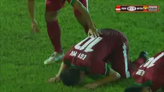 Sundulan Egy di depan mulut gawang memanfaatkan bola muntah usai bola ditepis Htet Wai Yan Soe. 