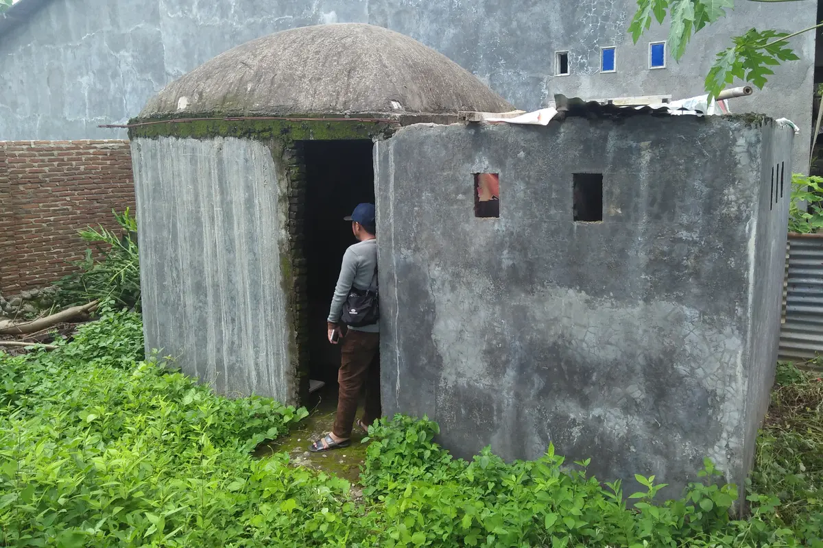 Monyet Hitam dan Kisah Makam Tua di Pinggiran Kota Makassar