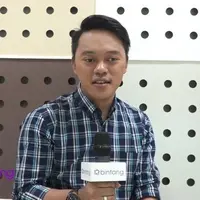 Danang menceritakan pengalaman manis dan pahitnya selama bekerjasama dengan Pak Ngah, komposer asal Malaysia. Menurut Danang, ketegasan Pak Ngah membuat dirinya mendapatkan banyak ilmu dari legend asal Malaysia itu.