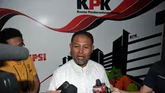Bambang Wijoyanto ditangkap bareskrim, Polisi geledah rumah Christopher pengemudi Outlander maut, Aturan Jilbab Polwan diterbitkan bulan depan