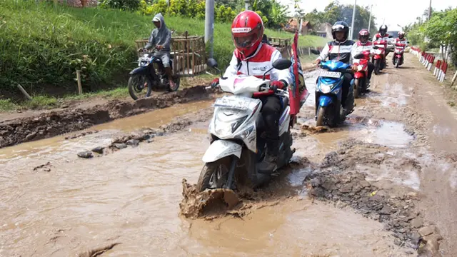 40 Hari Nonstop Menjelajah Lampung dengan Honda BeAT Super Power