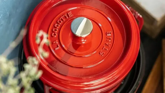 Cara Mudah Membersihkan Panci Cast Iron