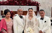 Momen Khidmat Penuh Makna, 7 Potret Pernikahan Winona Delany dan Frank Hutapea Anak Hotman Paris