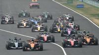 Para pembalap memulai Grand Prix Formula One (F1) Jepang di sirkuit Suzuka di Suzuka, prefektur Mie pada 29 Maret 2026. (ANDREW CABALLERO-REYNOLDS/AFP)
