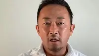 Youtuber yang menjadi anggota parlemen Jepang, Yoshikazu Higashitani, dipecat karena tidak pernah masuk kerja. (Dok. Gaasyy Youtube via BBC).
&nbsp;