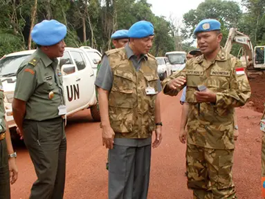 Citizen6, Kongo: Kunjungan Wamenhan RI bersama rombongan dalam rangka melihat secara langsung kiprah para Prajurit Garuda XX-I/Monusco melaksanakan tugas di lapangan. (Pengirim: Badarudin Bakri)