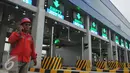 Dengan inovasi ini, pengelola kedua terminal peti kemas tersibuk di pelabuhan Tanjung Priok itu berharap dapat meningkatkan sistem logistik nasional dan mempercepat arus barang di pelabuhan, Jakarta, Jumat (27/5/2016). (Liputan6.com/Gempur M Surya)