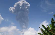 Erupsi Gunung Ibu: Abu Vulkanik Capai Lima Kilometer