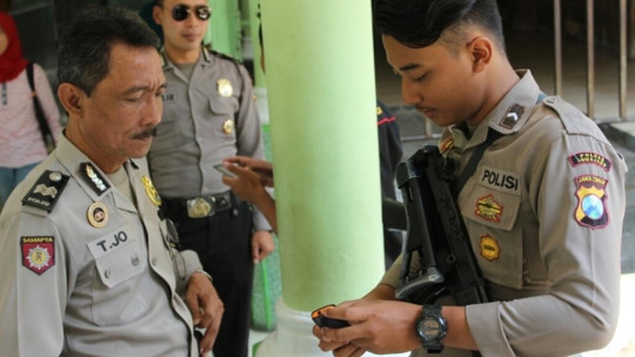 Polisi bersenjata kawal Tosan jalani foto rontgen